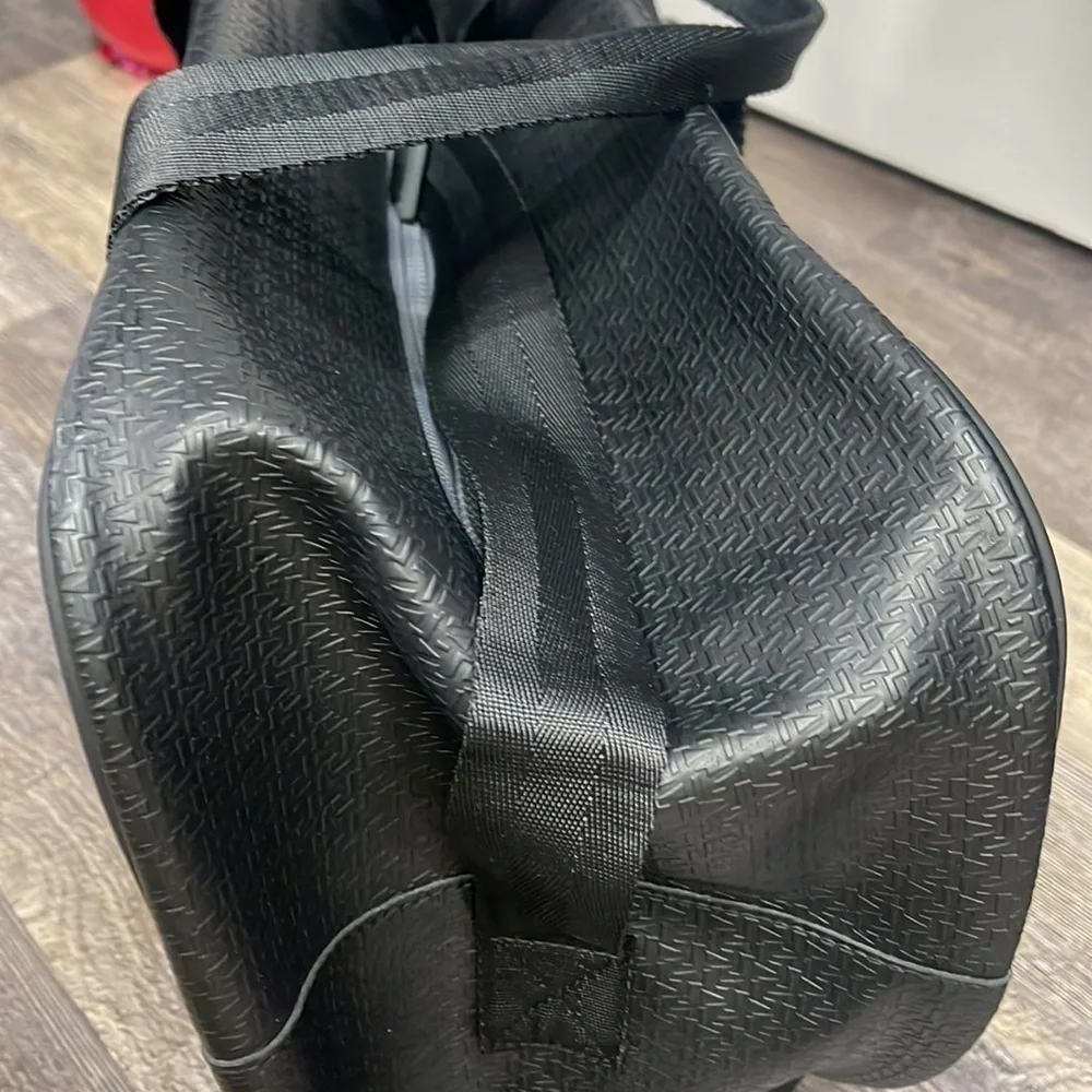 Azzaro travel bag